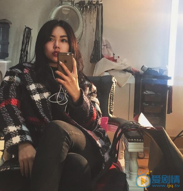 万妮达生活照 万妮达高清写真_万妮达高清剧照
