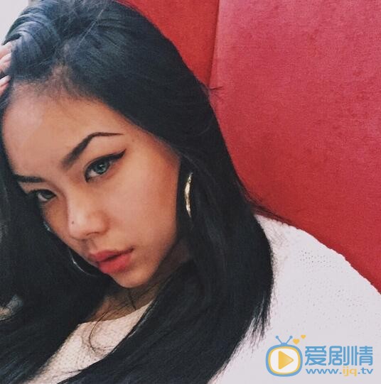 万妮达生活照 万妮达高清写真_万妮达高清剧照