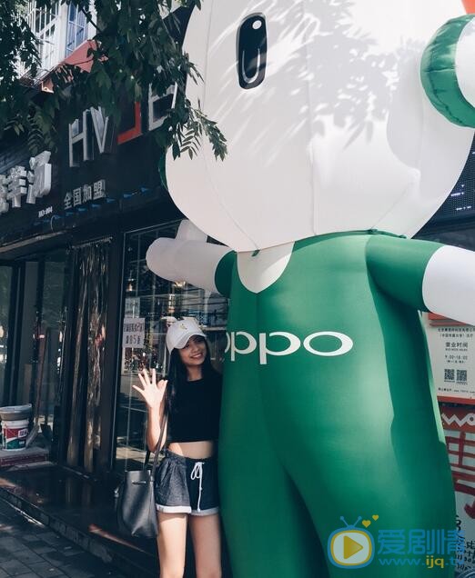 李佩玲生活照 李佩玲高清写真_李佩玲高清剧照