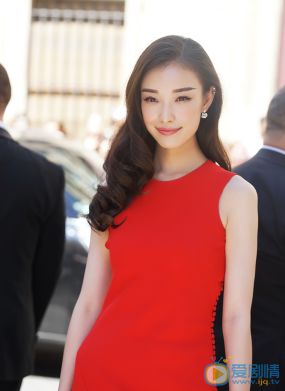 倪妮参加时装周 倪妮高清写真_倪妮高清剧照