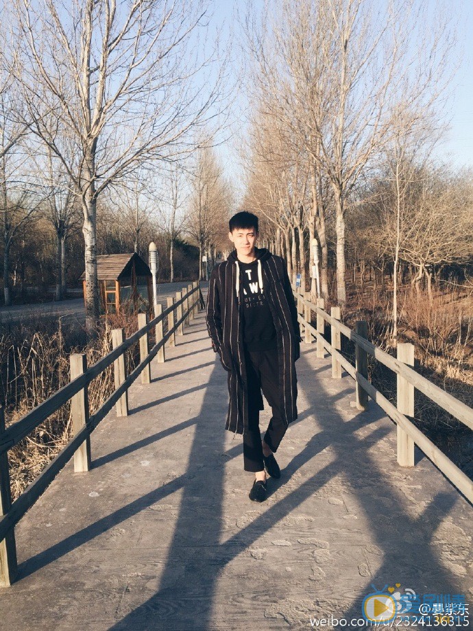 晏紫东生活照 晏紫东高清写真_晏紫东高清剧照