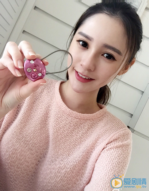 黄诗棋生活照 黄诗棋高清写真_黄诗棋高清剧照