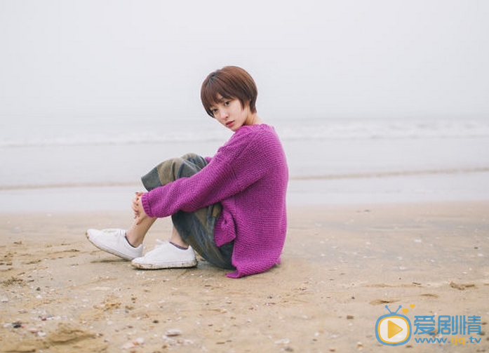 李心博街拍照 李心博高清写真_李心博高清剧照
