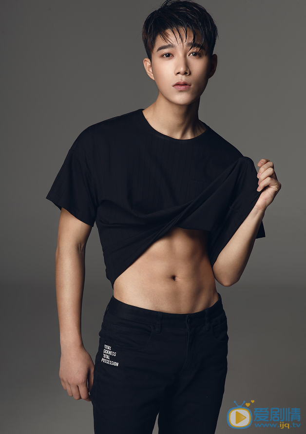 杨廷东写真 杨廷东高清写真_杨廷东高清剧照