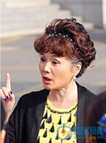 安居金艳芬剧照 