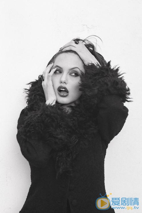 安吉丽娜·朱莉高冷写真 安吉丽娜·朱莉高清写真_安吉丽娜·朱莉高清剧照