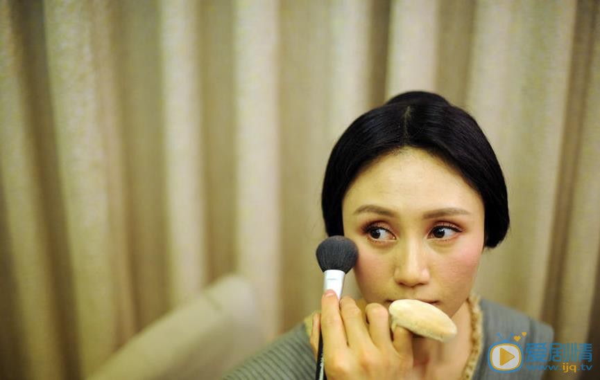 袁泉话剧作品 袁泉高清写真_袁泉高清剧照