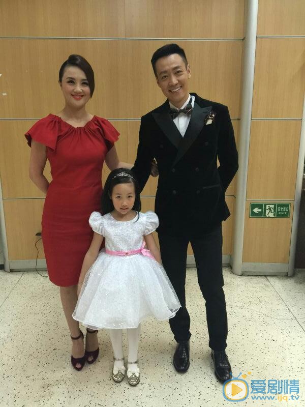 辛柏青结婚照 辛柏青高清写真_辛柏青高清剧照