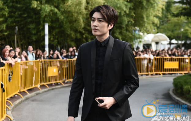 乔任梁追思会现场照 乔任梁高清写真_乔任梁高清剧照