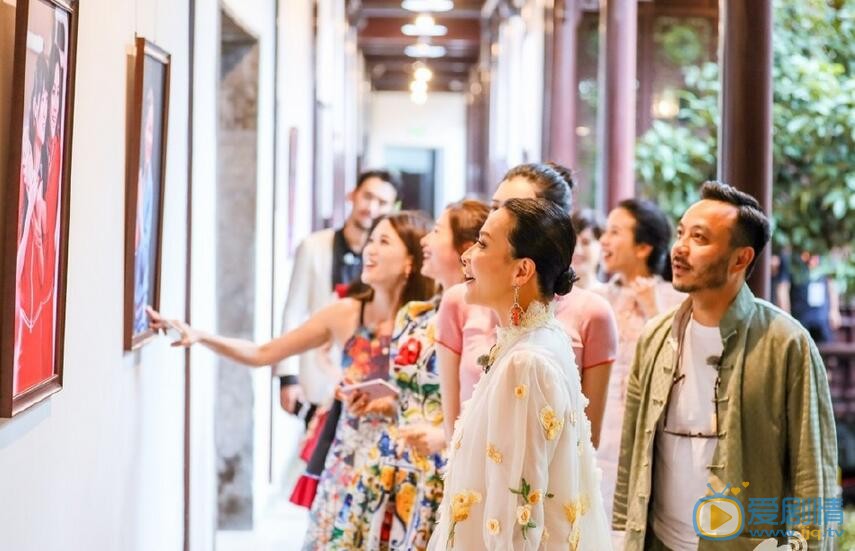 刘嘉玲《我们来了》节目照 刘嘉玲高清写真_刘嘉玲高清剧照