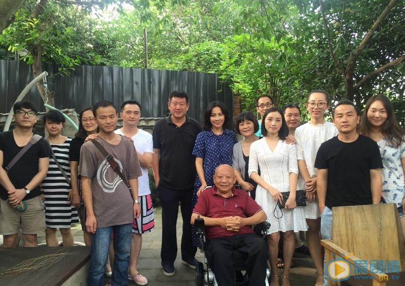 刘嘉玲合照 刘嘉玲高清写真_刘嘉玲高清剧照