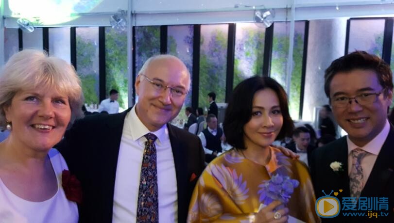 刘嘉玲合照 刘嘉玲高清写真_刘嘉玲高清剧照