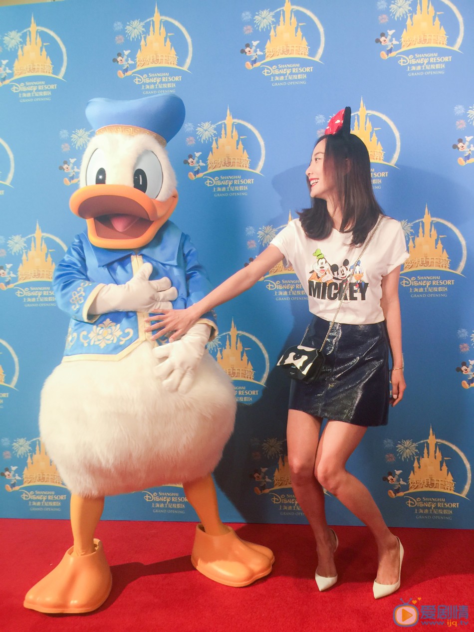 王珞丹率性写真 王珞丹高清写真_王珞丹高清剧照