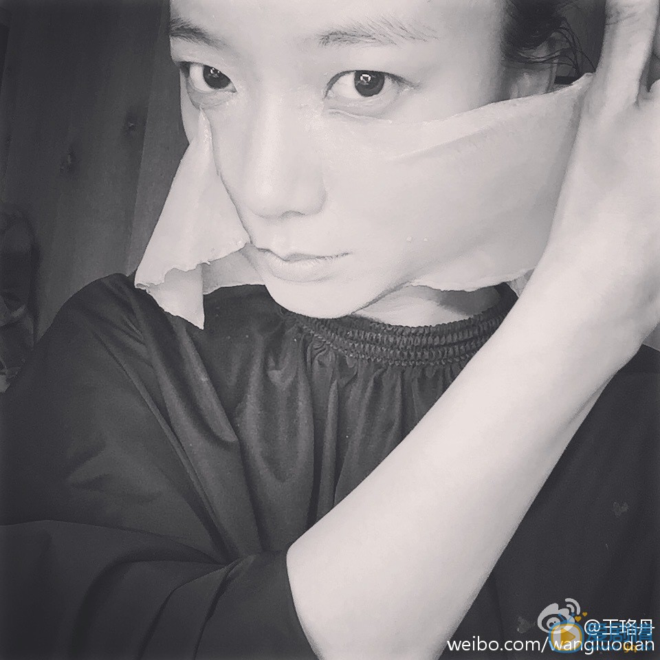 王珞丹生活照 王珞丹高清写真_王珞丹高清剧照