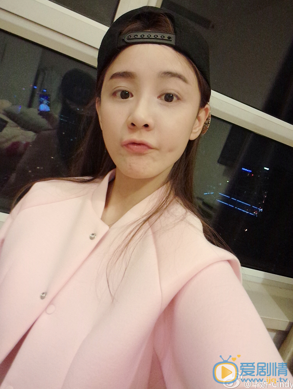 华娇卖萌照 华娇高清写真_华娇高清剧照