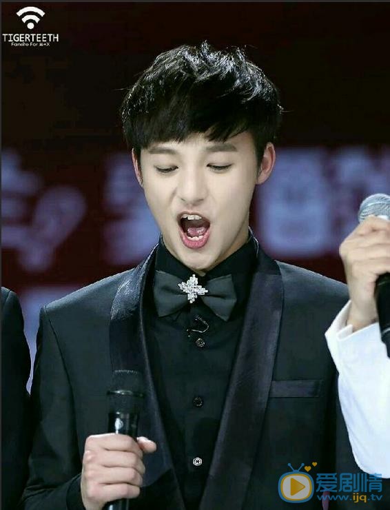 伍嘉成燃烧吧少年 伍嘉成高清写真_伍嘉成高清剧照