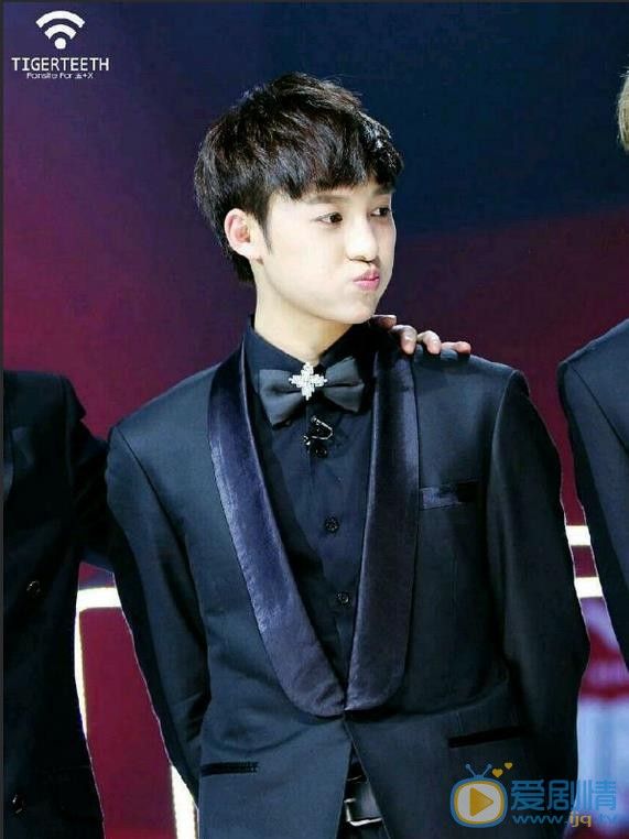 伍嘉成燃烧吧少年 伍嘉成高清写真_伍嘉成高清剧照