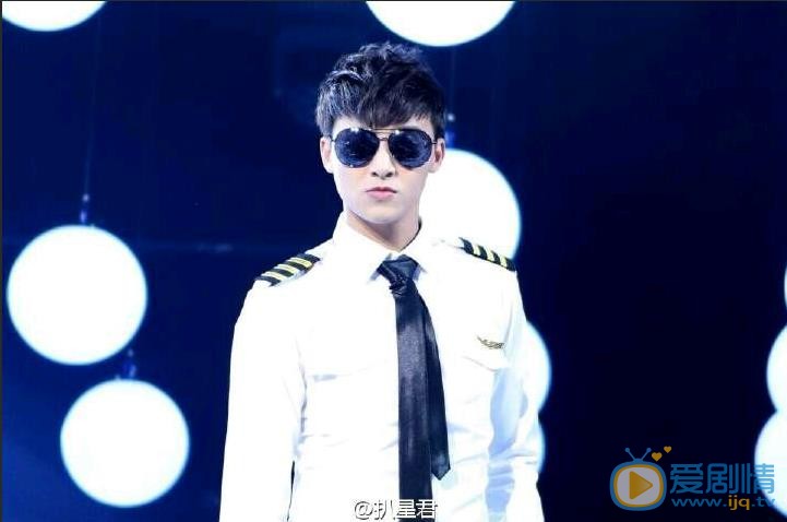 伍嘉成燃烧吧少年 伍嘉成高清写真_伍嘉成高清剧照