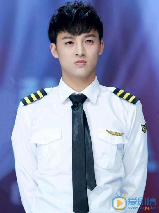 伍嘉成燃烧吧少年 伍嘉成高清写真_伍嘉成高清剧照