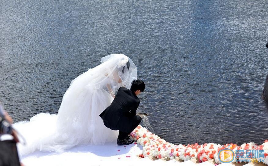 张杰张杰谢娜结婚照 张杰高清写真_张杰高清剧照