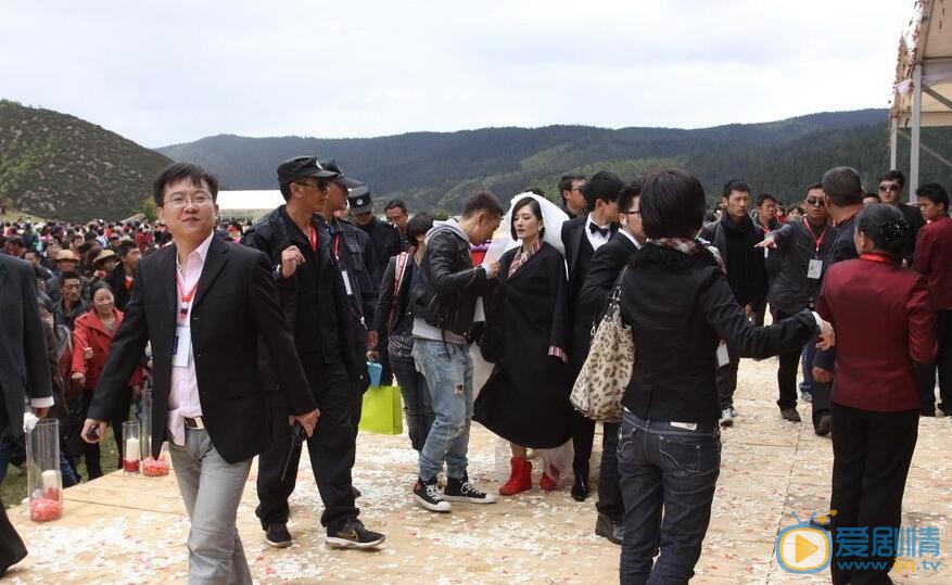 张杰张杰谢娜结婚照 张杰高清写真_张杰高清剧照