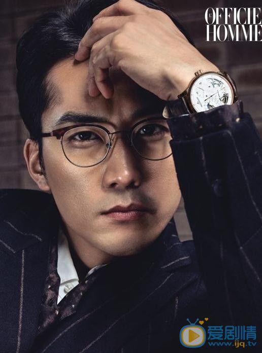 宋承宪OFFICIEL HOMMES杂志照 宋承宪高清写真_宋承宪高清剧照