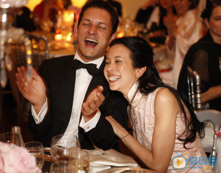 莫文蔚佛罗伦萨大婚 莫文蔚高清写真_莫文蔚高清剧照