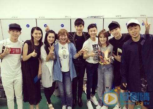 沈凌《奥运直通车》节目照 沈凌高清写真_沈凌高清剧照