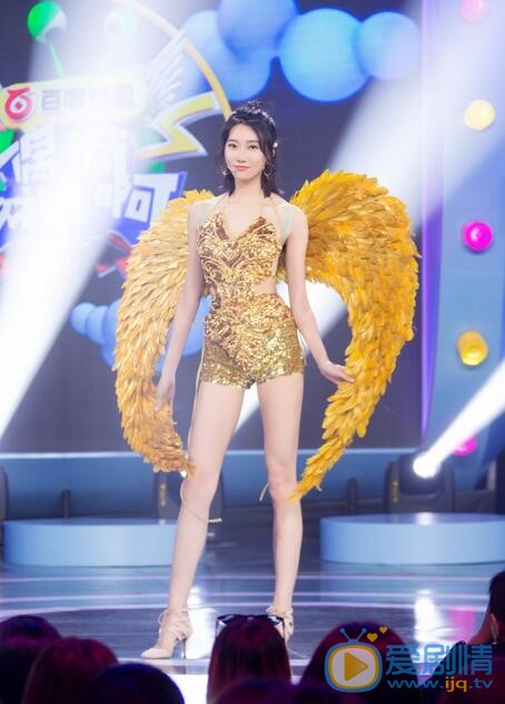 李斯羽《偶滴歌神啊第一期》节目照 李斯羽高清写真_李斯羽高清剧照