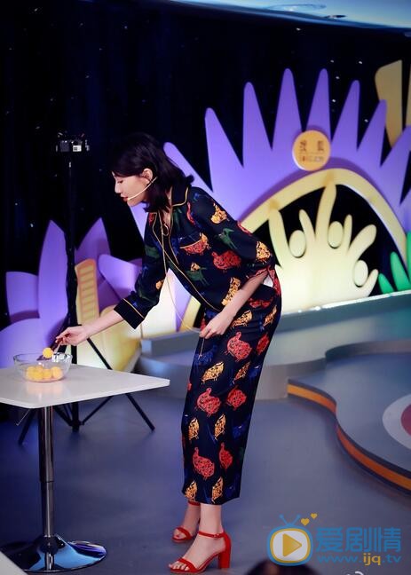 李斯羽《明说奥运》节目照 李斯羽高清写真_李斯羽高清剧照