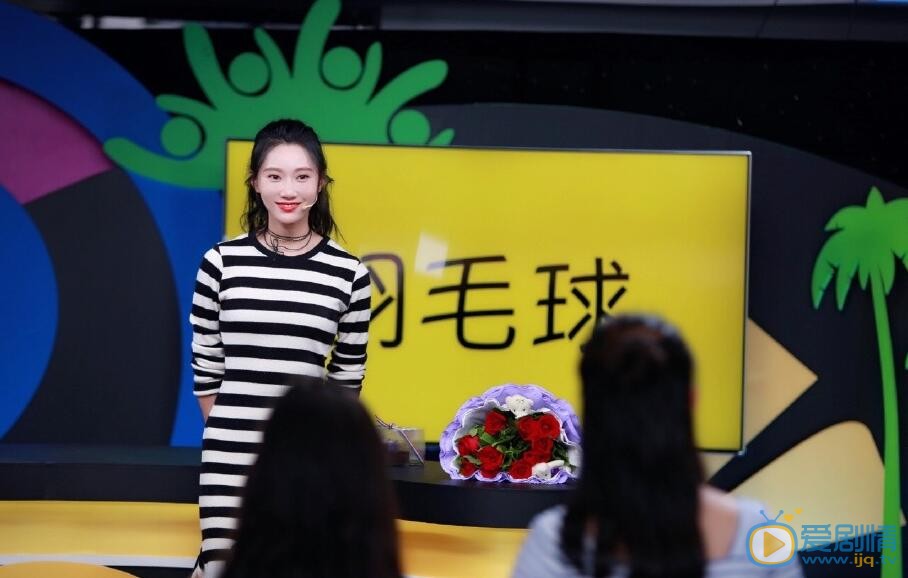李斯羽《明说奥运》节目照 李斯羽高清写真_李斯羽高清剧照