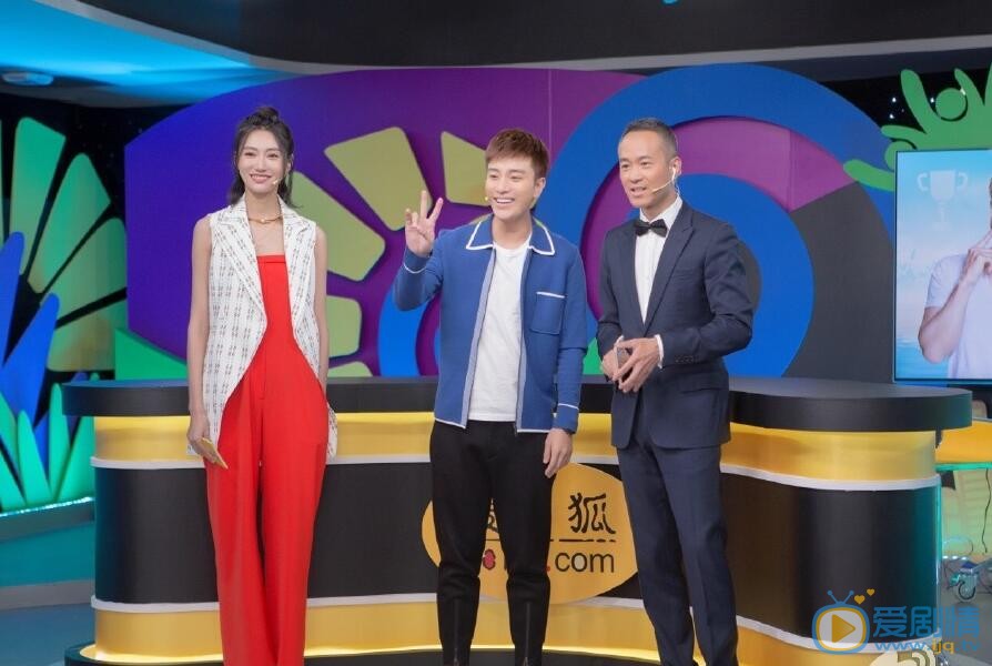 李斯羽《明说奥运》节目照 李斯羽高清写真_李斯羽高清剧照