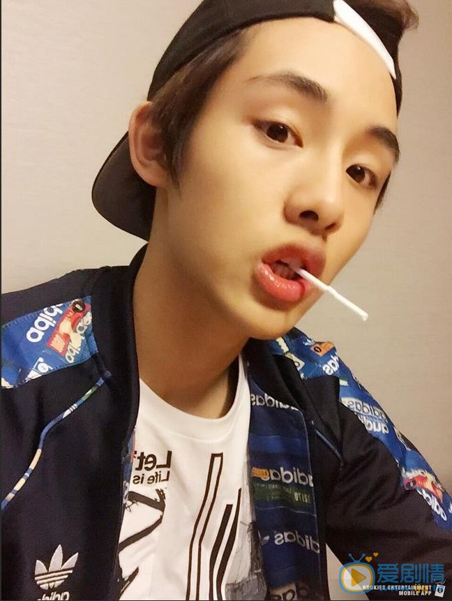 董思成生活照 董思成高清写真_董思成高清剧照