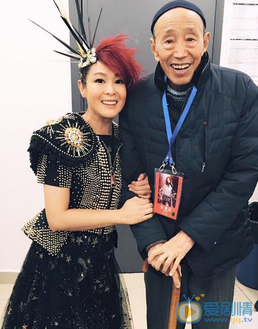 刘若英和家人合照 刘若英高清写真_刘若英高清剧照