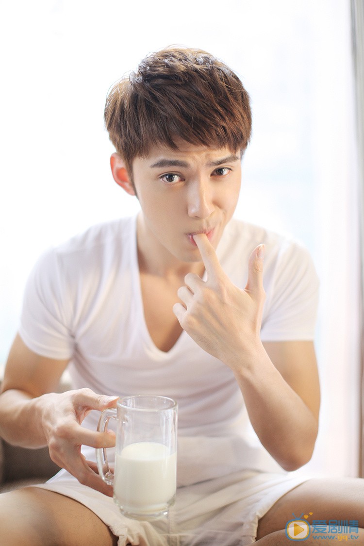 徐正曦奶油小生 徐正曦高清写真_徐正曦高清剧照