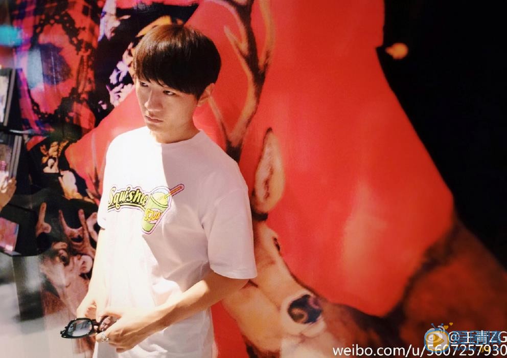 王青生活照 王青高清写真_王青高清剧照