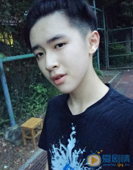 张逸杰生活照 张逸杰高清写真_张逸杰高清剧照