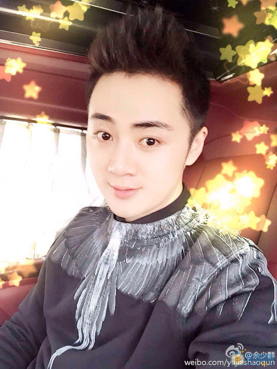 余少群生活照 余少群高清写真_余少群高清剧照