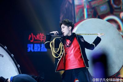 郭子凡舞台照 郭子凡高清写真_郭子凡高清剧照