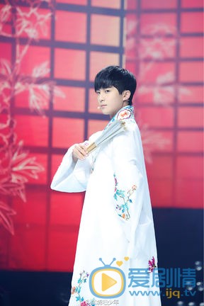 郭子凡舞台照 郭子凡高清写真_郭子凡高清剧照