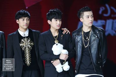 郭子凡舞台照 郭子凡高清写真_郭子凡高清剧照