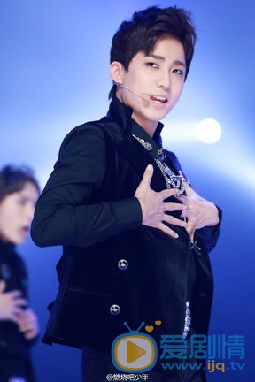 郭子凡舞台照 郭子凡高清写真_郭子凡高清剧照