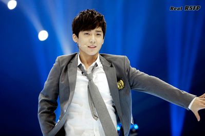 郭子凡舞台照 郭子凡高清写真_郭子凡高清剧照