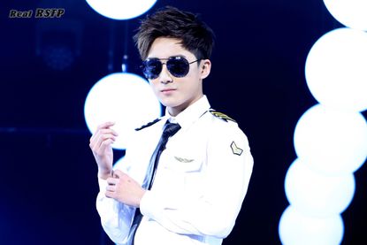 郭子凡舞台照 郭子凡高清写真_郭子凡高清剧照