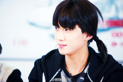 郭子凡舞台照 郭子凡高清写真_郭子凡高清剧照