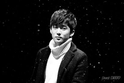 郭子凡舞台照 郭子凡高清写真_郭子凡高清剧照