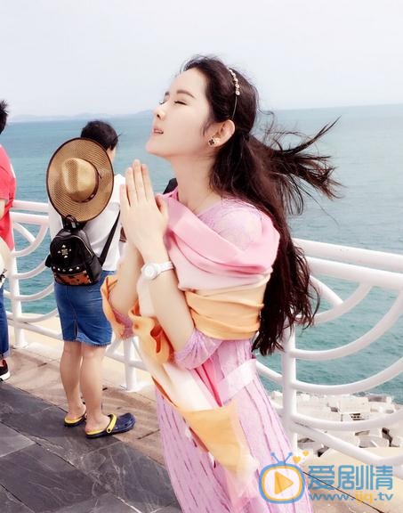 杨清生活照 杨清高清写真_杨清高清剧照
