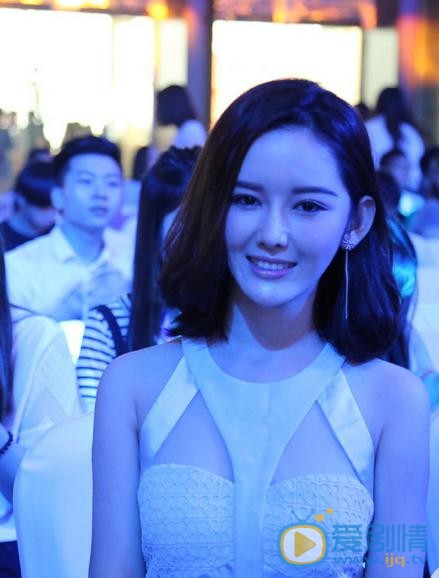 杨清活动照 杨清高清写真_杨清高清剧照