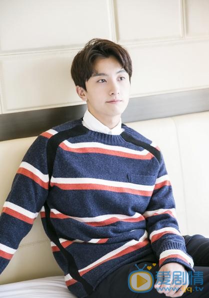 牛骏峰生活照 牛骏峰高清写真_牛骏峰高清剧照