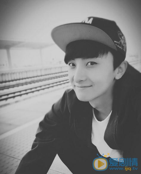 牛骏峰生活照 牛骏峰高清写真_牛骏峰高清剧照